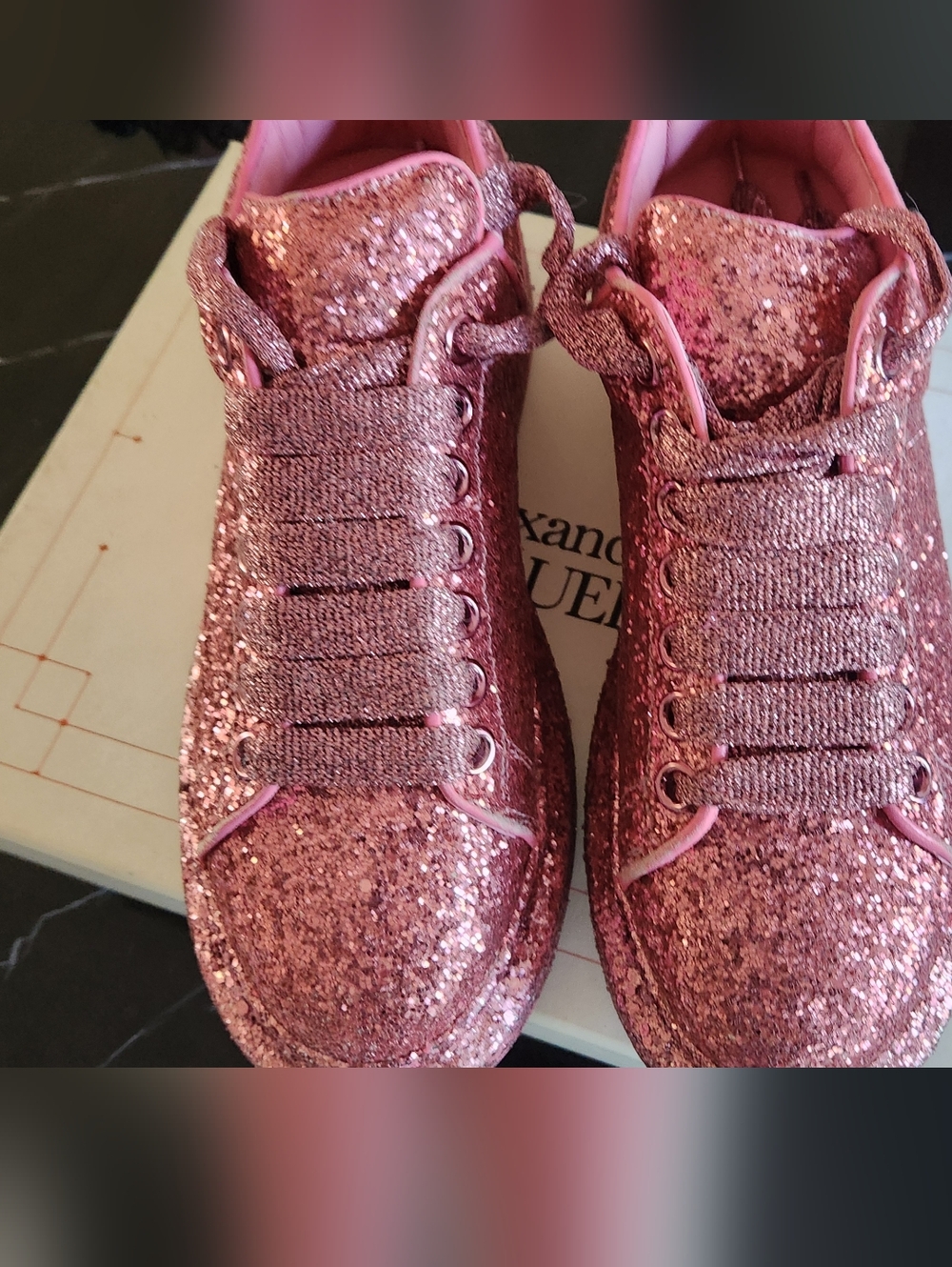 Alexander McQueen Pink Glitter Low-Top Sneakers